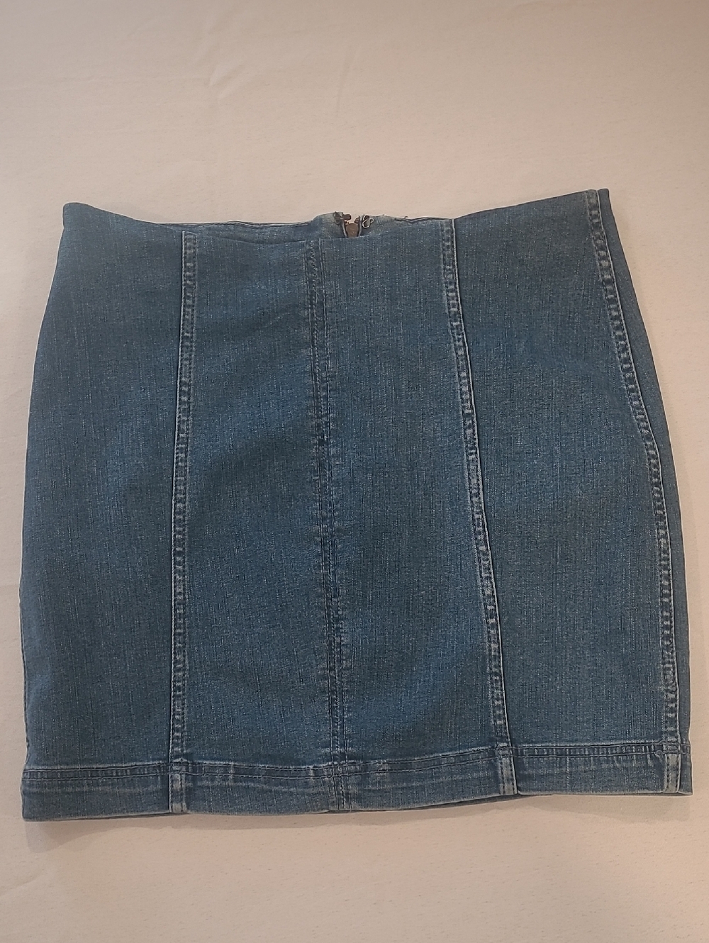 FREE PEOPLE Denim Mini Skirt Size 10